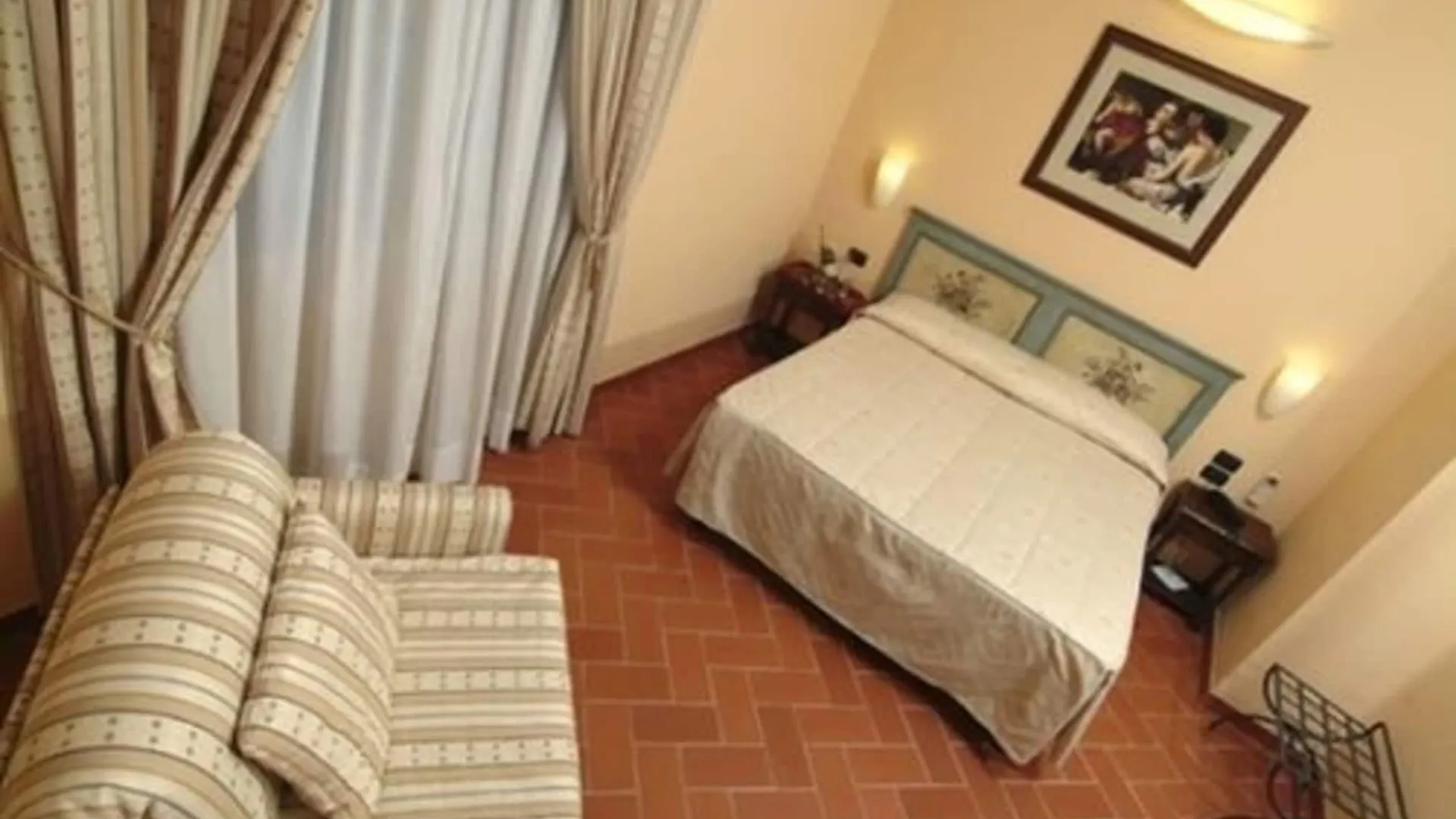 Hotel Caravaggio Florence 3*,  Italy